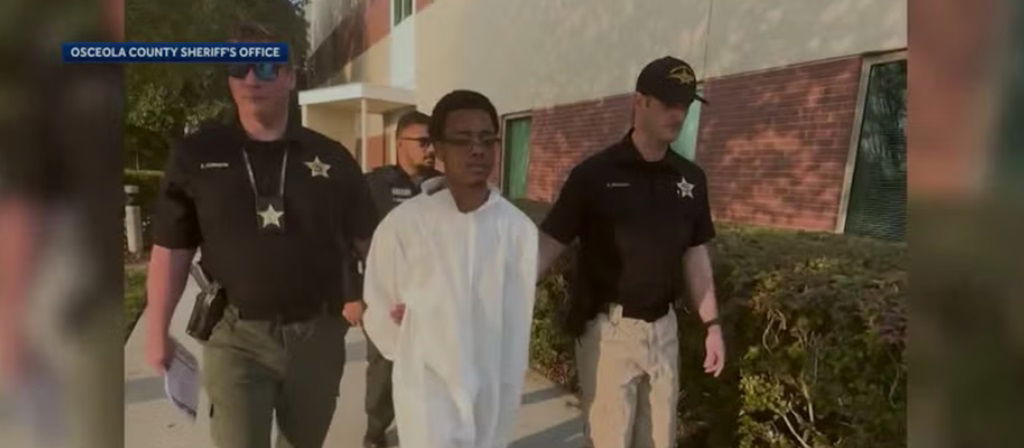 <i>WESH via CNN Newsource</i><br/>