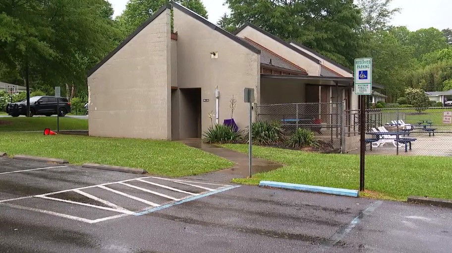 <i>WLOS via CNN Newsource</i><br/>The Franklin Park bathroom where a 14-year-old boy was assaulted and robbed on Sunday