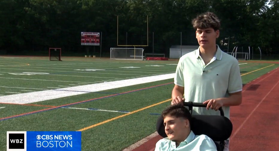 <i>WBZ via CNN Newsource</i><br/>Twins