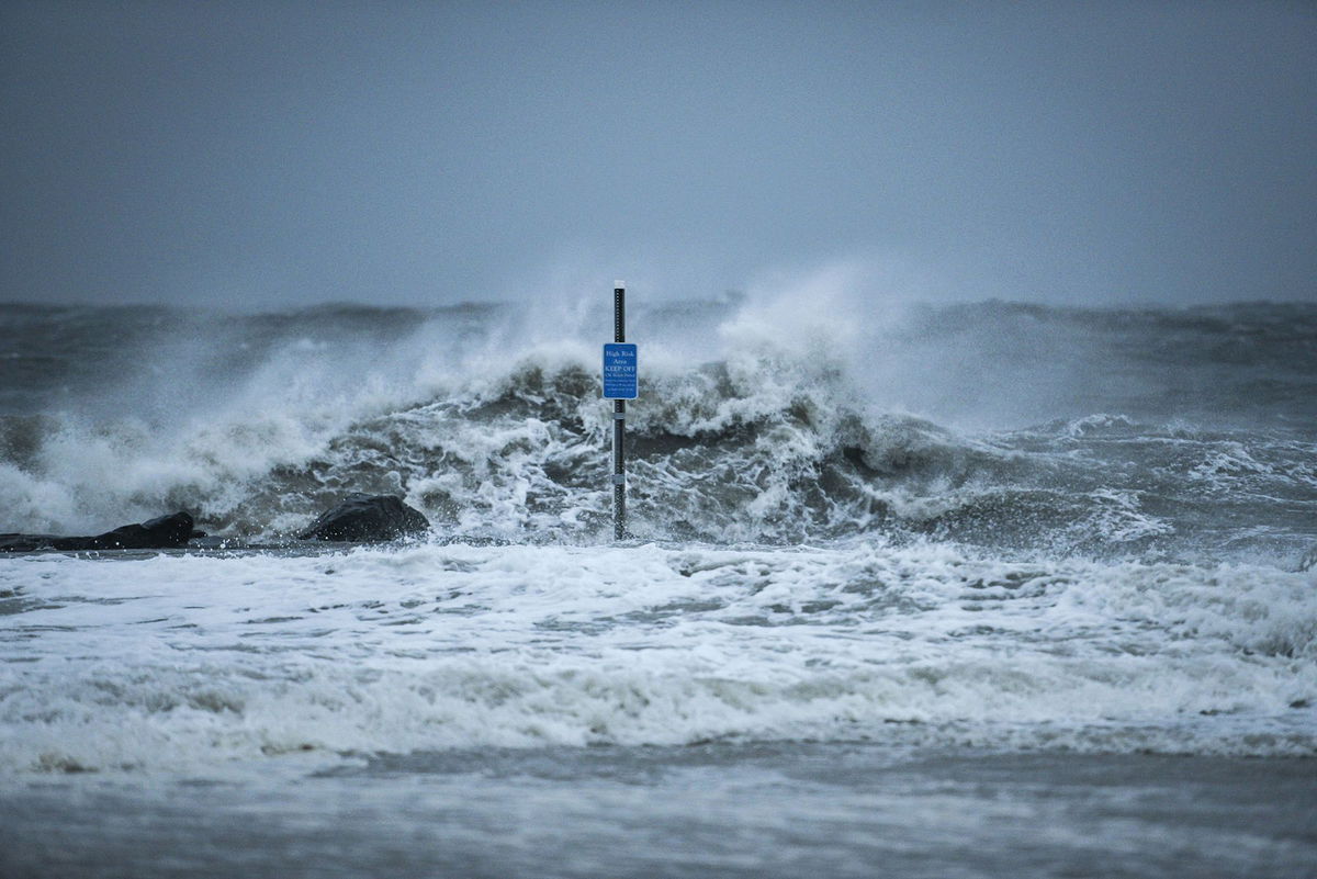 <i>Andrew Renneisen/Getty Images via CNN Newsource</i><br/>Waves crash on the beach in January 2016