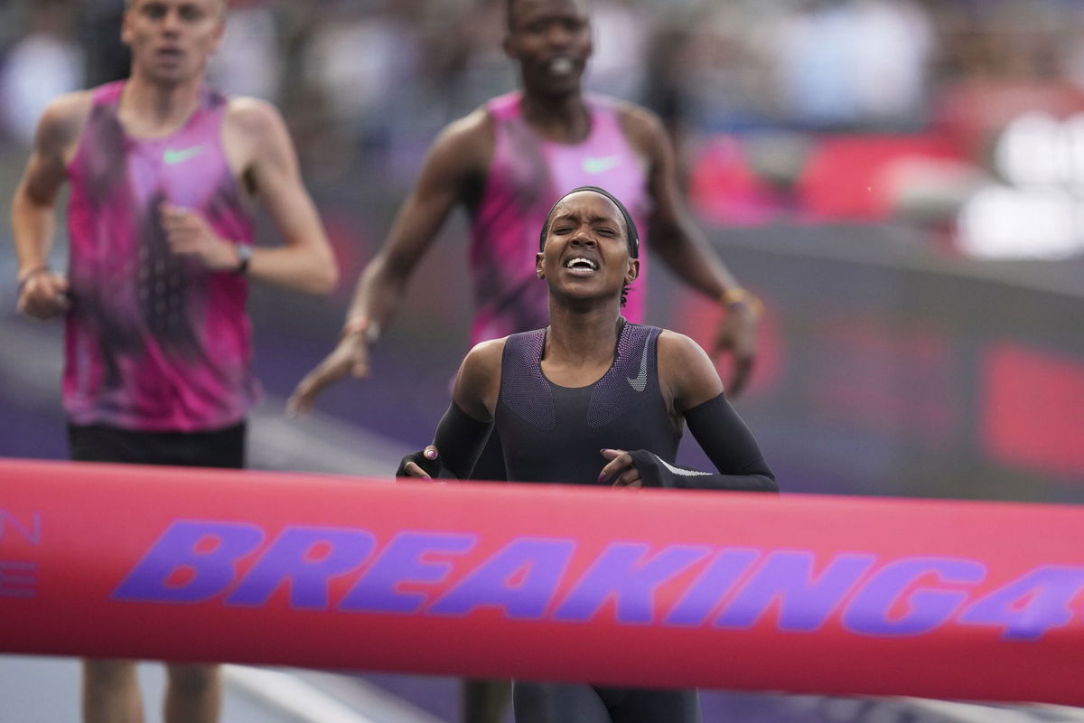 <i>Christophe Ena/AP via CNN Newsource</i><br/>Faith Kipyegon