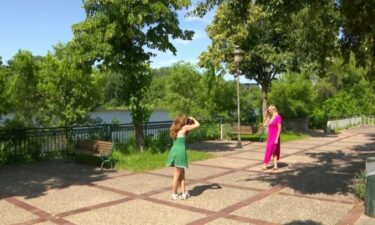 More singles are turning to professionals to take their pictures for online dating apps in an effort to attract better matches.