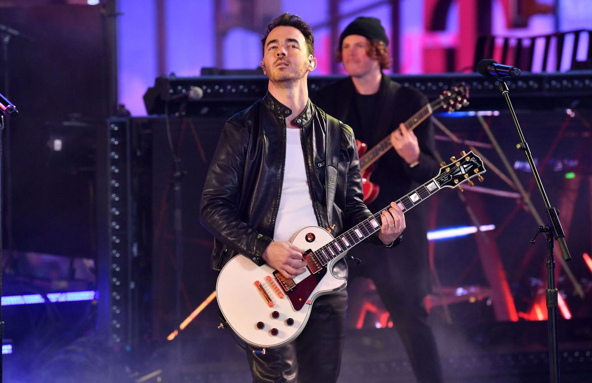 <i>Stephen Lovekin/Shutterstock via CNN Newsource</i><br/>Kevin Jonas performs as part of the Jonas Brothers on 2025 New Year's Eve in Times Square