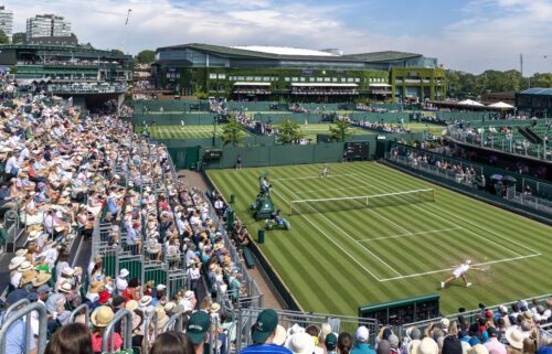 Spectators pack out the stands at Wimbledon